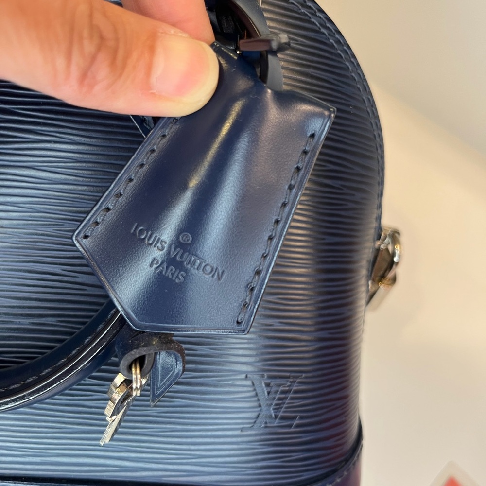 🎀LOUIS VUITTON Indigo Epi Leather Alma BB Bag - Picture 11 of 15
